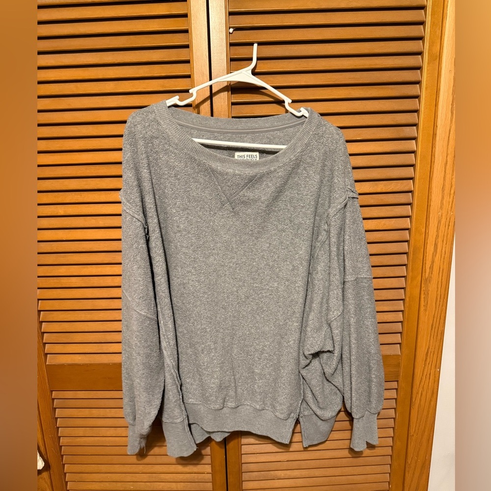 American Eagle Outfitters Gray Crew Neck Sweater